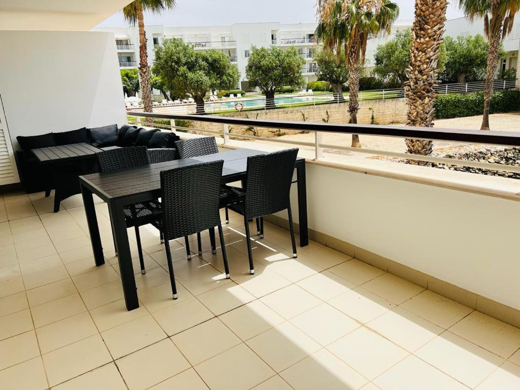 Lucky Star Marina Apartment, With Pool لاغوس المظهر الخارجي الصورة