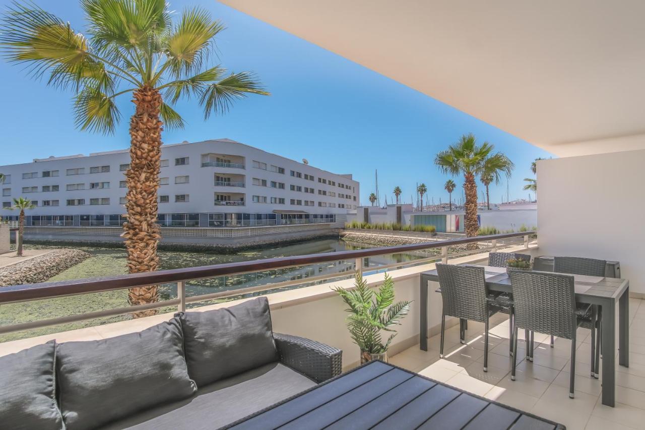 Lucky Star Marina Apartment, With Pool لاغوس المظهر الخارجي الصورة