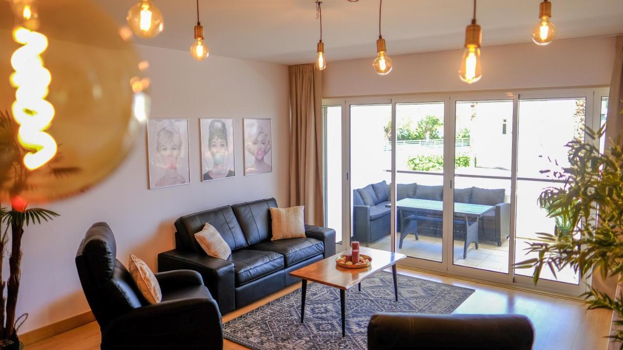 Lucky Star Marina Apartment, With Pool لاغوس المظهر الخارجي الصورة