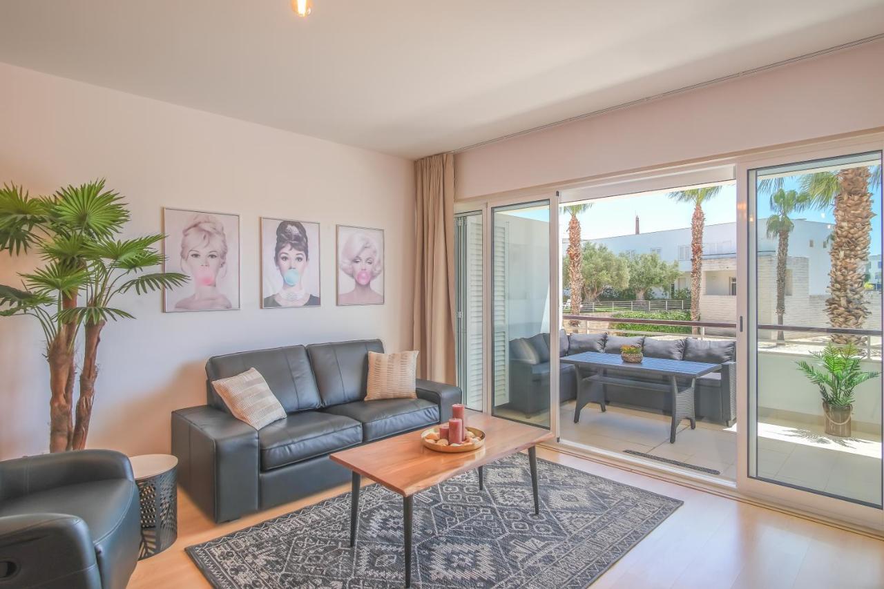 Lucky Star Marina Apartment, With Pool لاغوس المظهر الخارجي الصورة