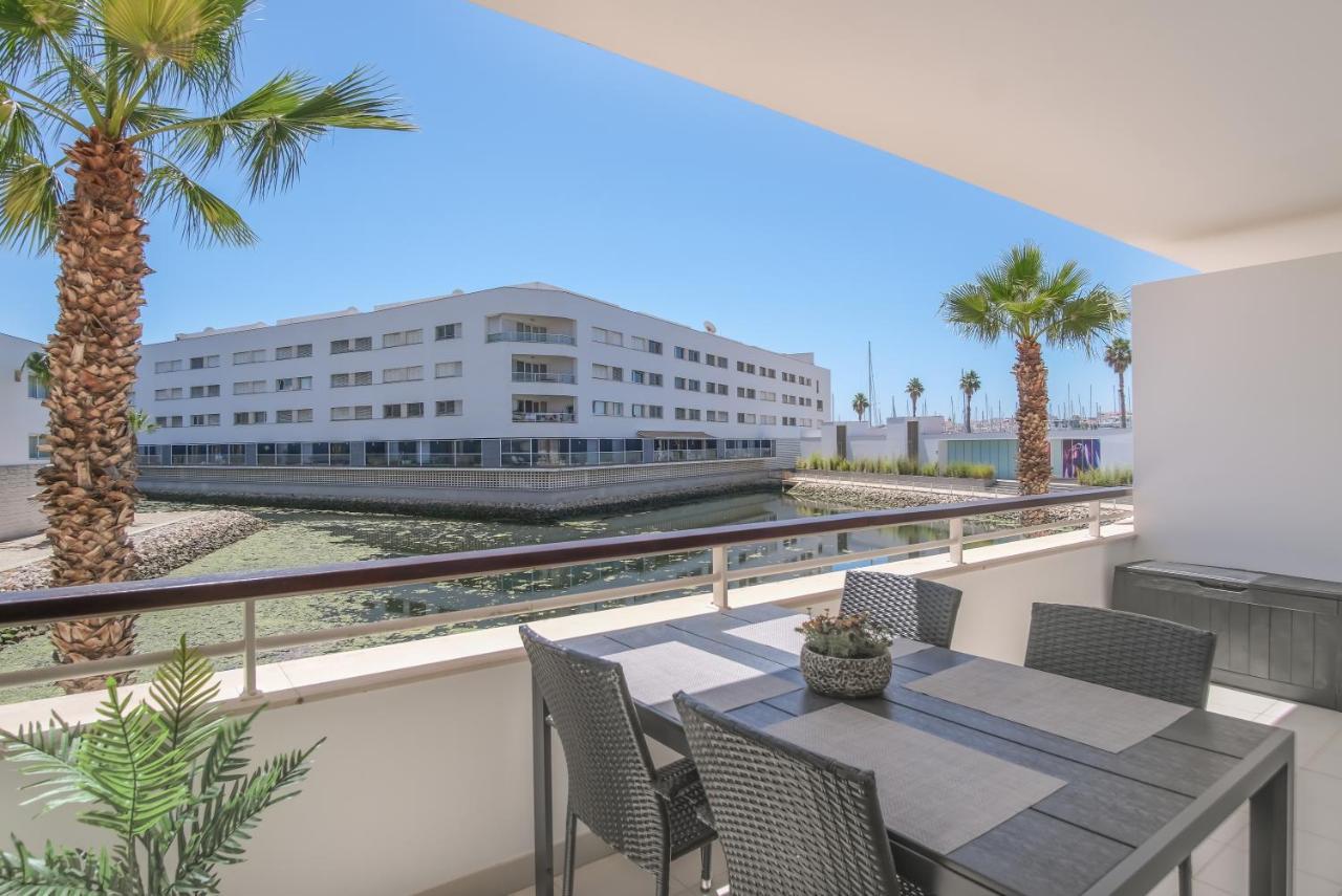 Lucky Star Marina Apartment, With Pool لاغوس المظهر الخارجي الصورة