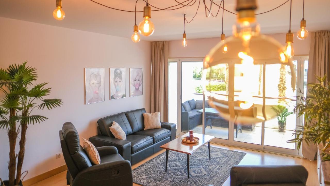 Lucky Star Marina Apartment, With Pool لاغوس المظهر الخارجي الصورة