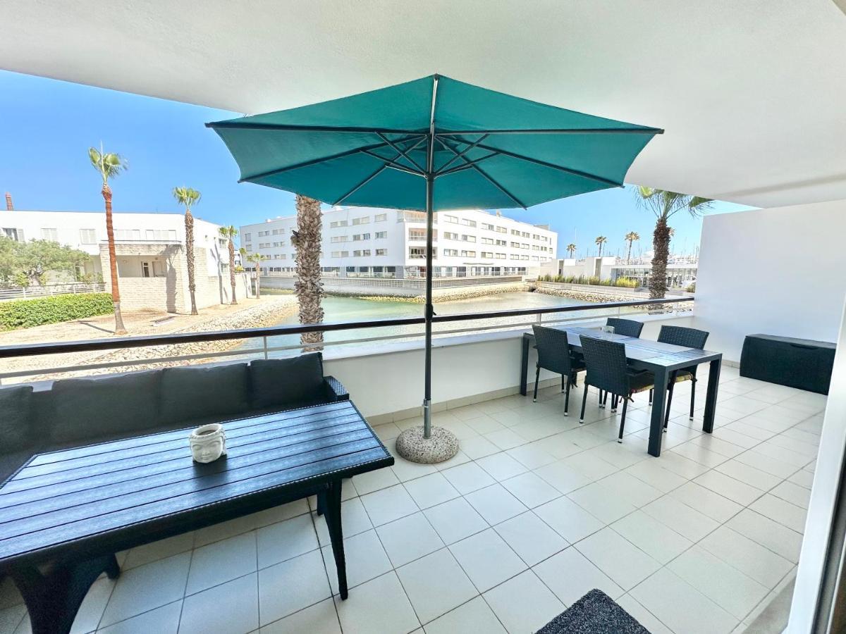 Lucky Star Marina Apartment, With Pool لاغوس المظهر الخارجي الصورة