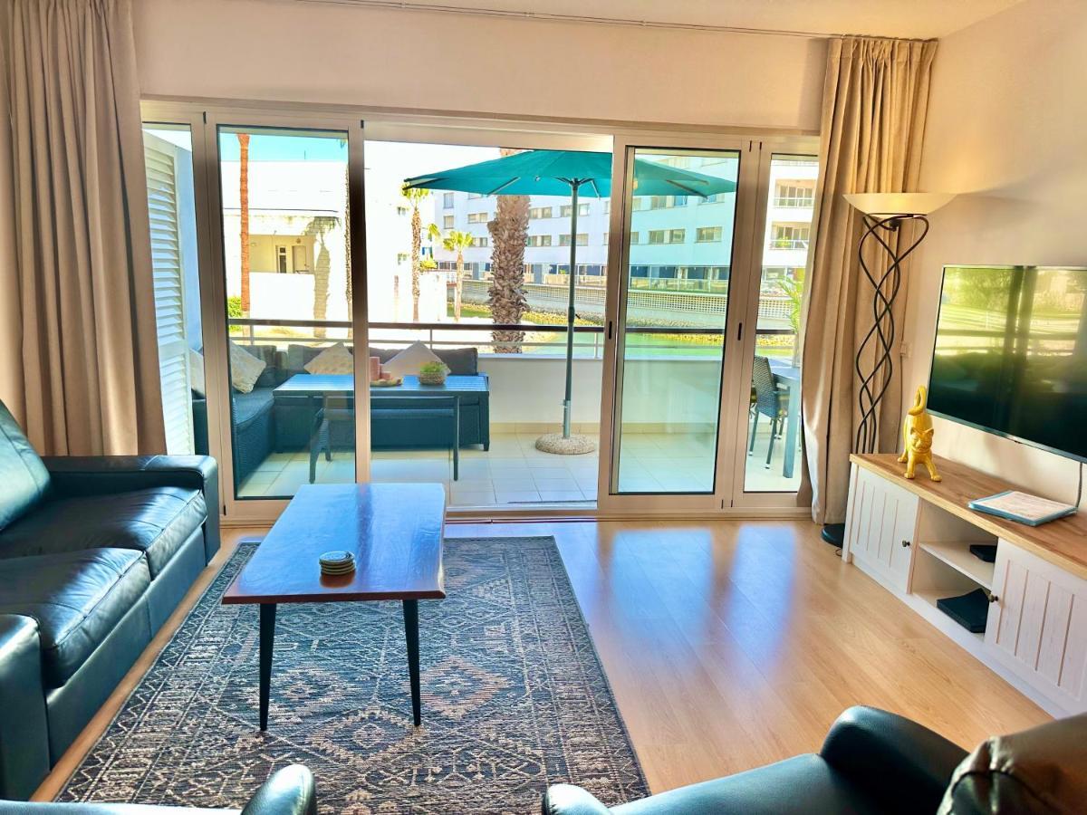 Lucky Star Marina Apartment, With Pool لاغوس المظهر الخارجي الصورة