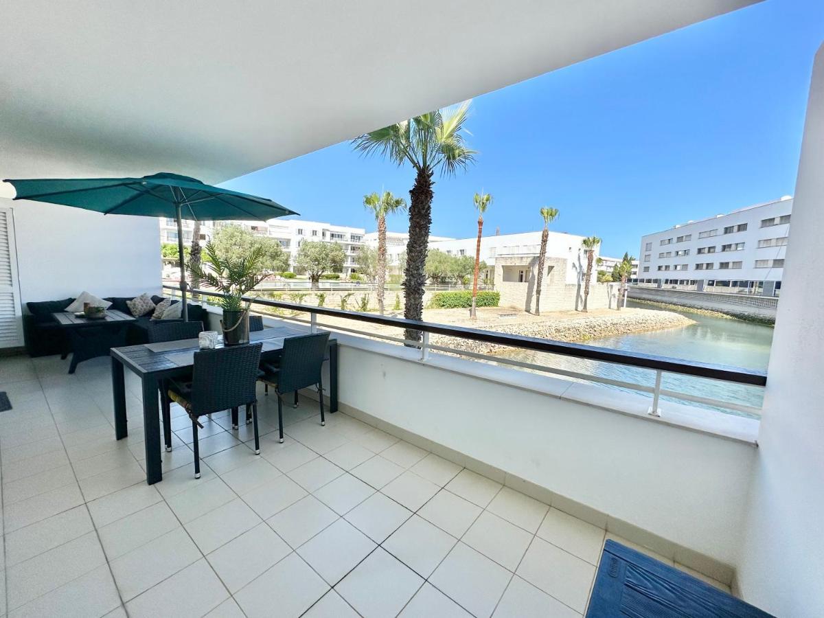 Lucky Star Marina Apartment, With Pool لاغوس المظهر الخارجي الصورة