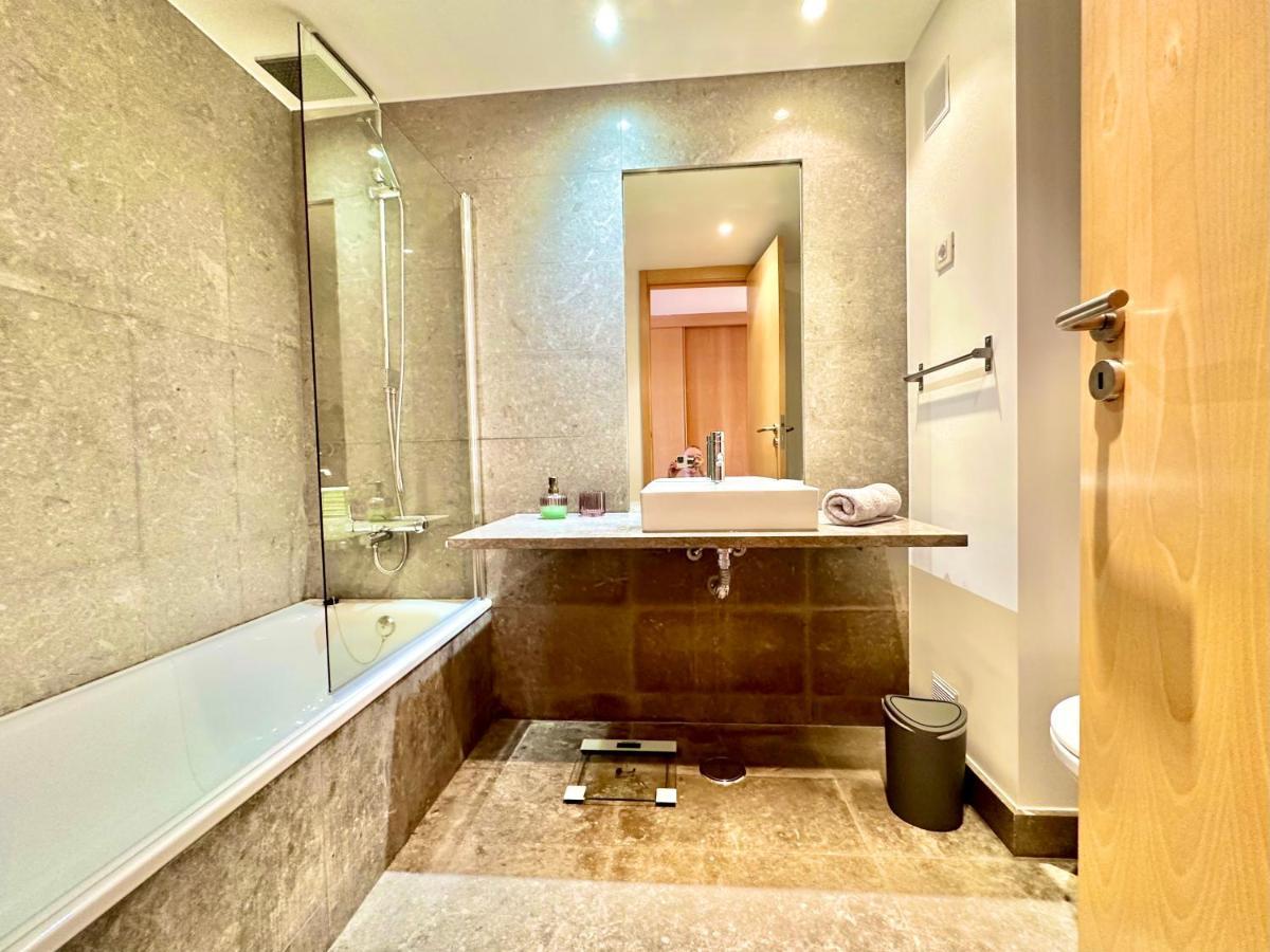 Lucky Star Marina Apartment, With Pool لاغوس المظهر الخارجي الصورة